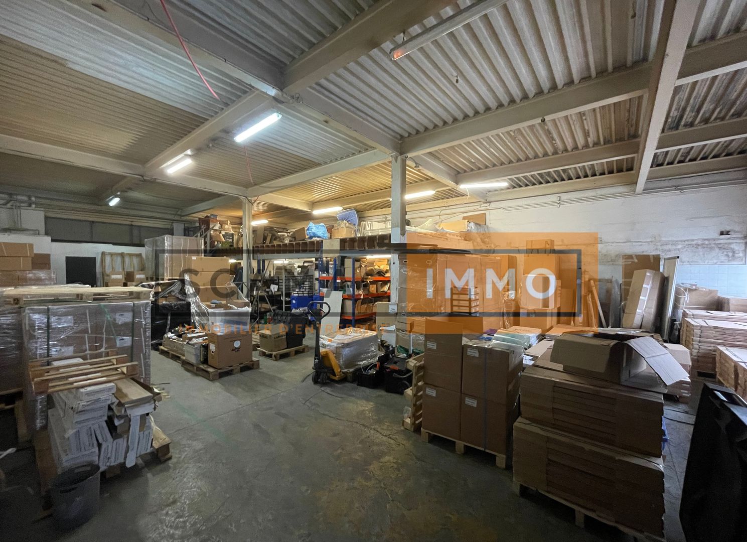 local d'activités de 345m², Noisy-le-Grand (Seine-Saint-Denis)