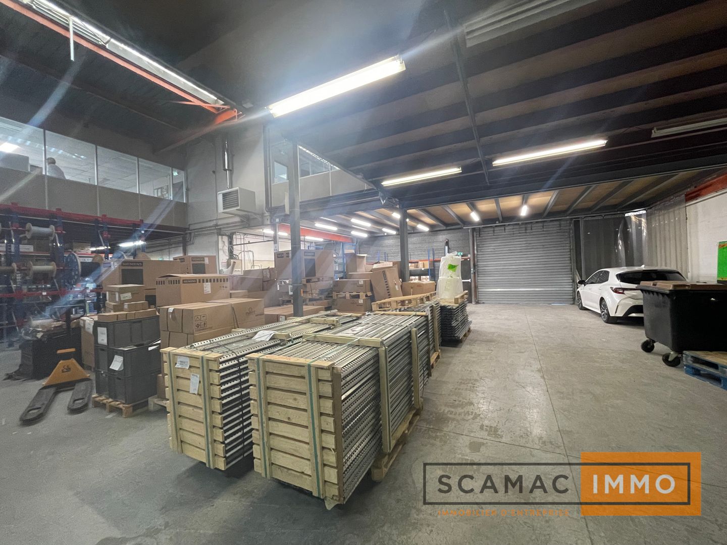 local d'activités de 517m², Massy (Essonne)