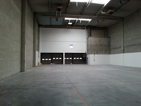 local d'activités de 1 064m², Saint-Ouen (Seine-Saint-Denis)
