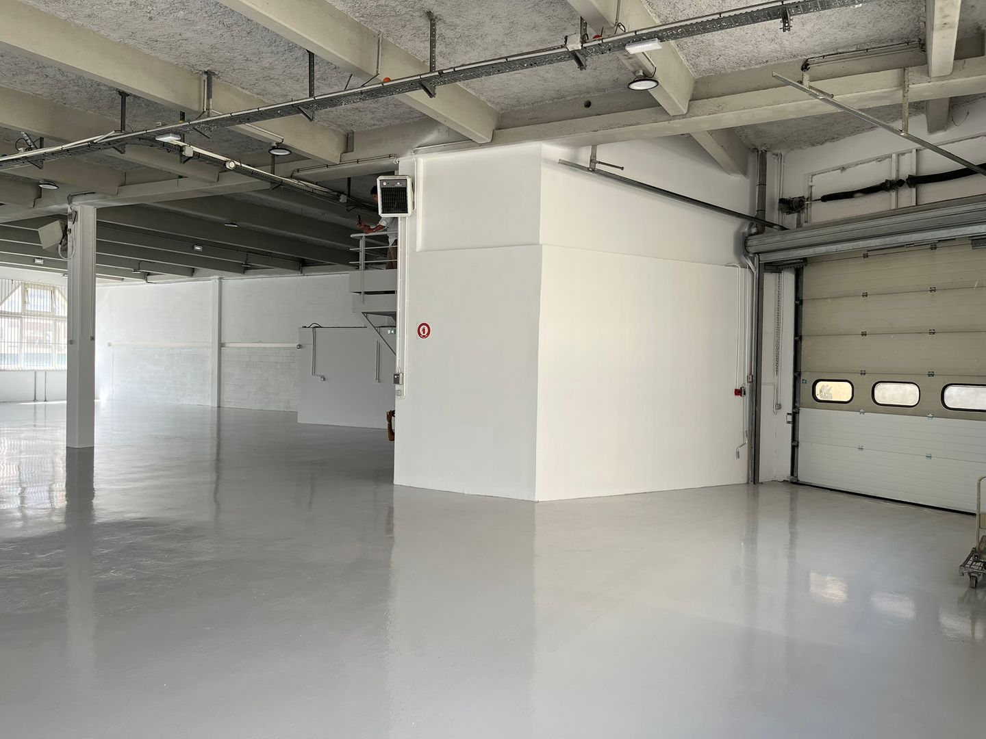 local d'activités de 620m², Aubervilliers (Seine-Saint-Denis)