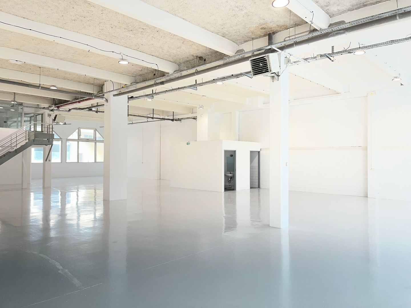 local d'activités de 519m², Aubervilliers (Seine-Saint-Denis)