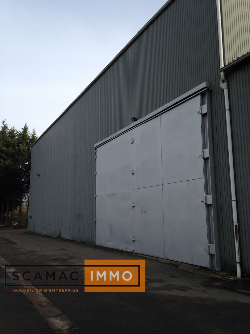 entrepôt de 220m², Saint-Germain-lès-Arpajon (Essonne)