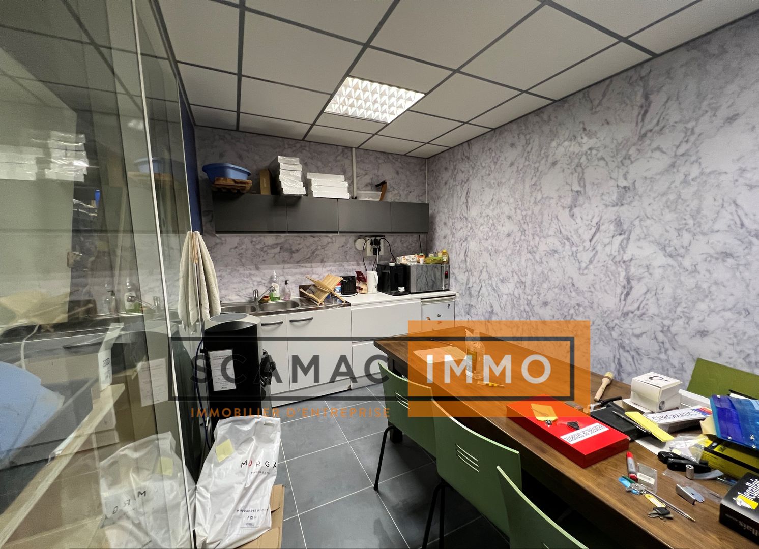 local d'activités de 179m², Bagnolet (Seine-Saint-Denis)