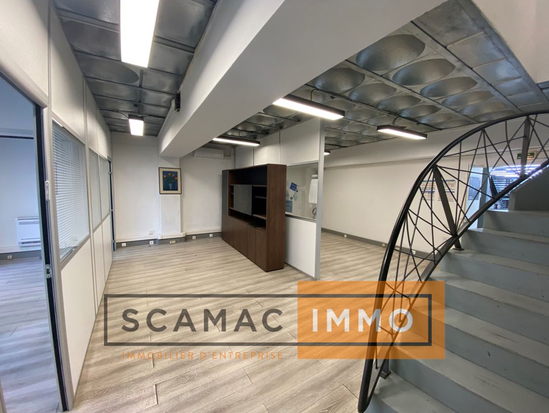 local d'activités de 686m², Pantin (Seine-Saint-Denis)