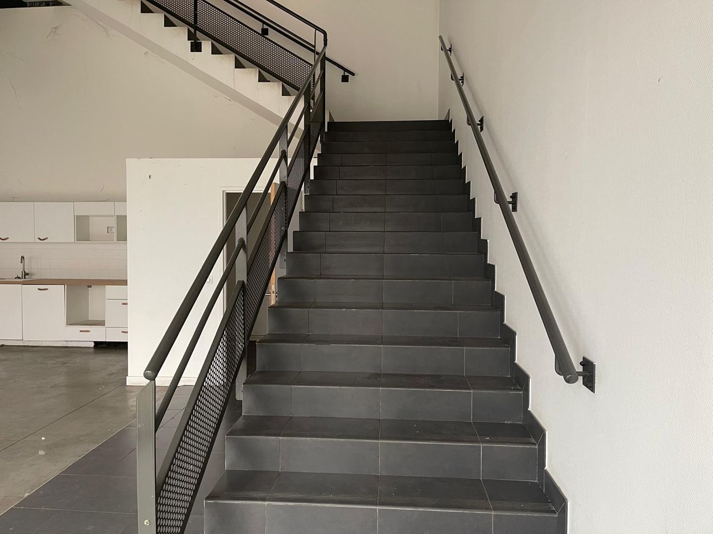 local d'activités de 1 010m², Saint-Denis (Seine-Saint-Denis)