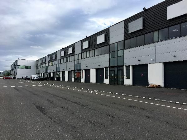 local d'activités de 231m², Saint-Denis (Seine-Saint-Denis)