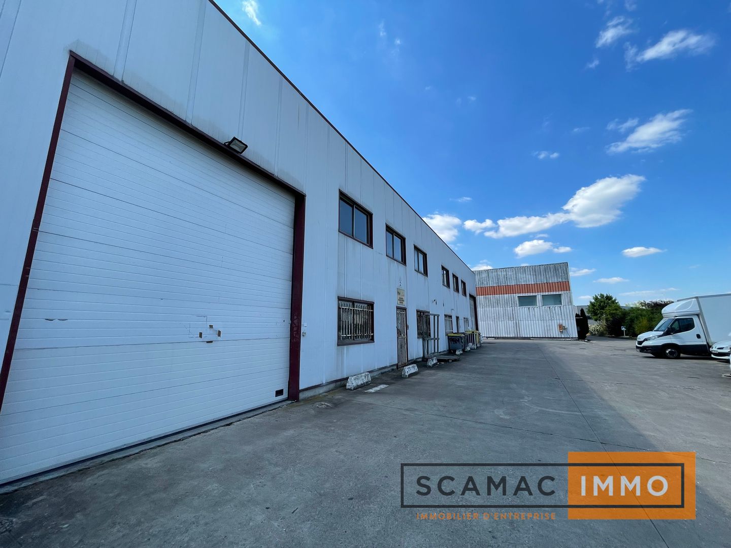 local d'activités de 560m², Wissous (Essonne)