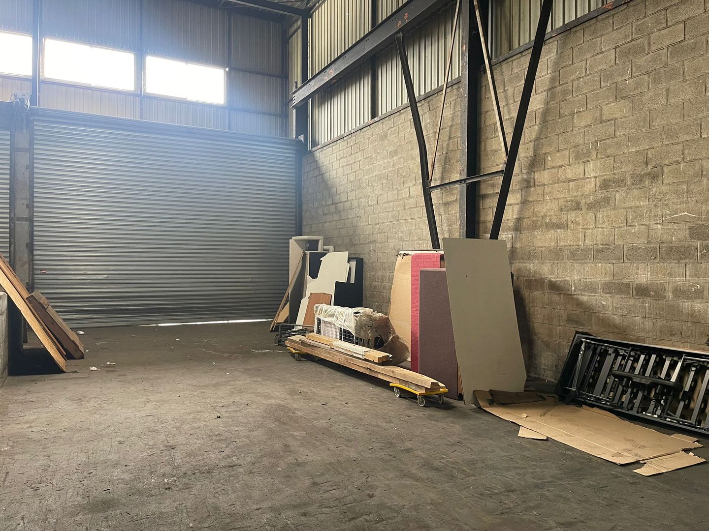 entrepôt de 225m², Aulnay-sous-Bois (Seine-Saint-Denis)