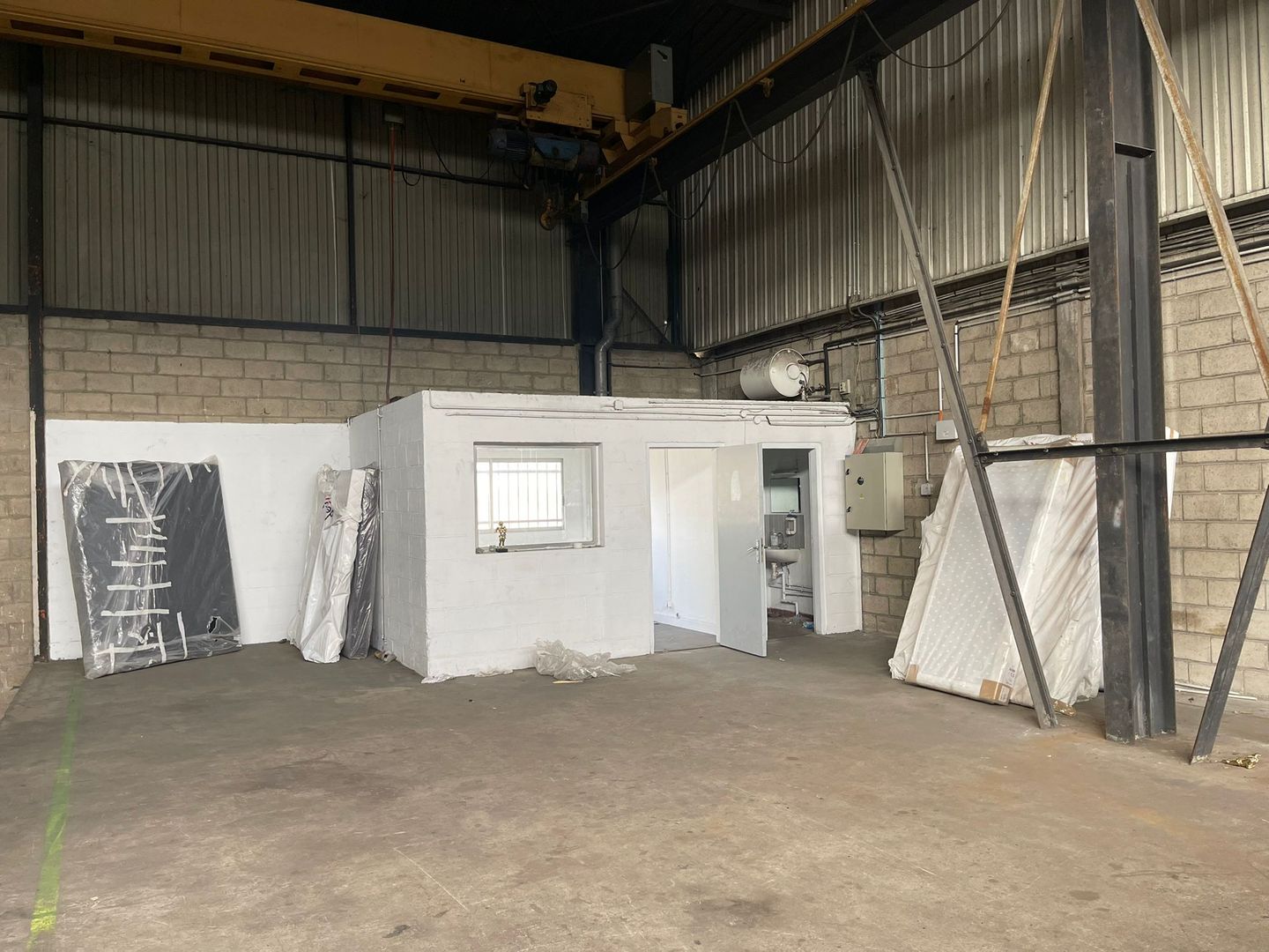 entrepôt de 225m², Aulnay-sous-Bois (Seine-Saint-Denis)