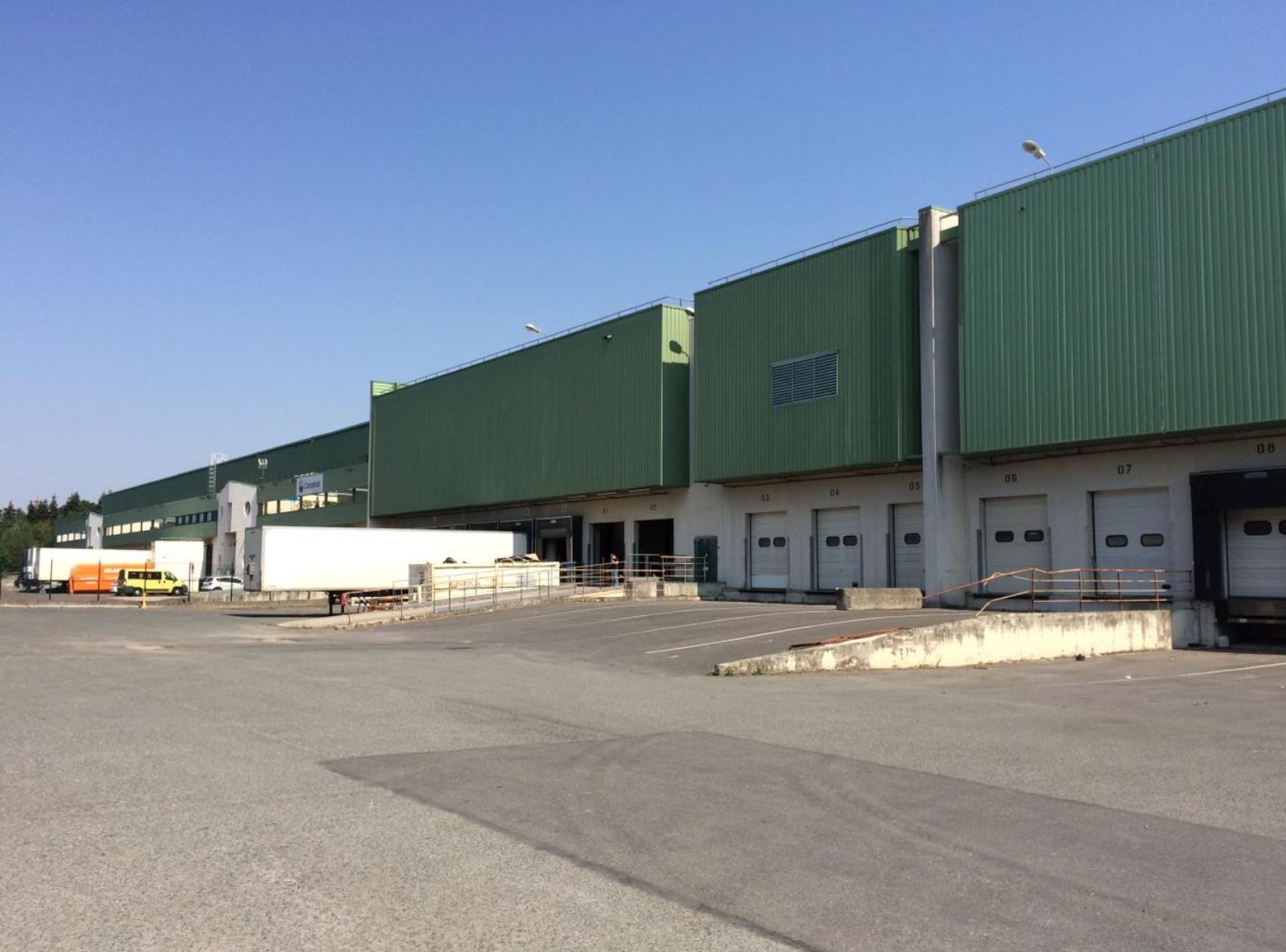 entrepôt de 6&nbsp;388m², Lognes (Seine-et-Marne)