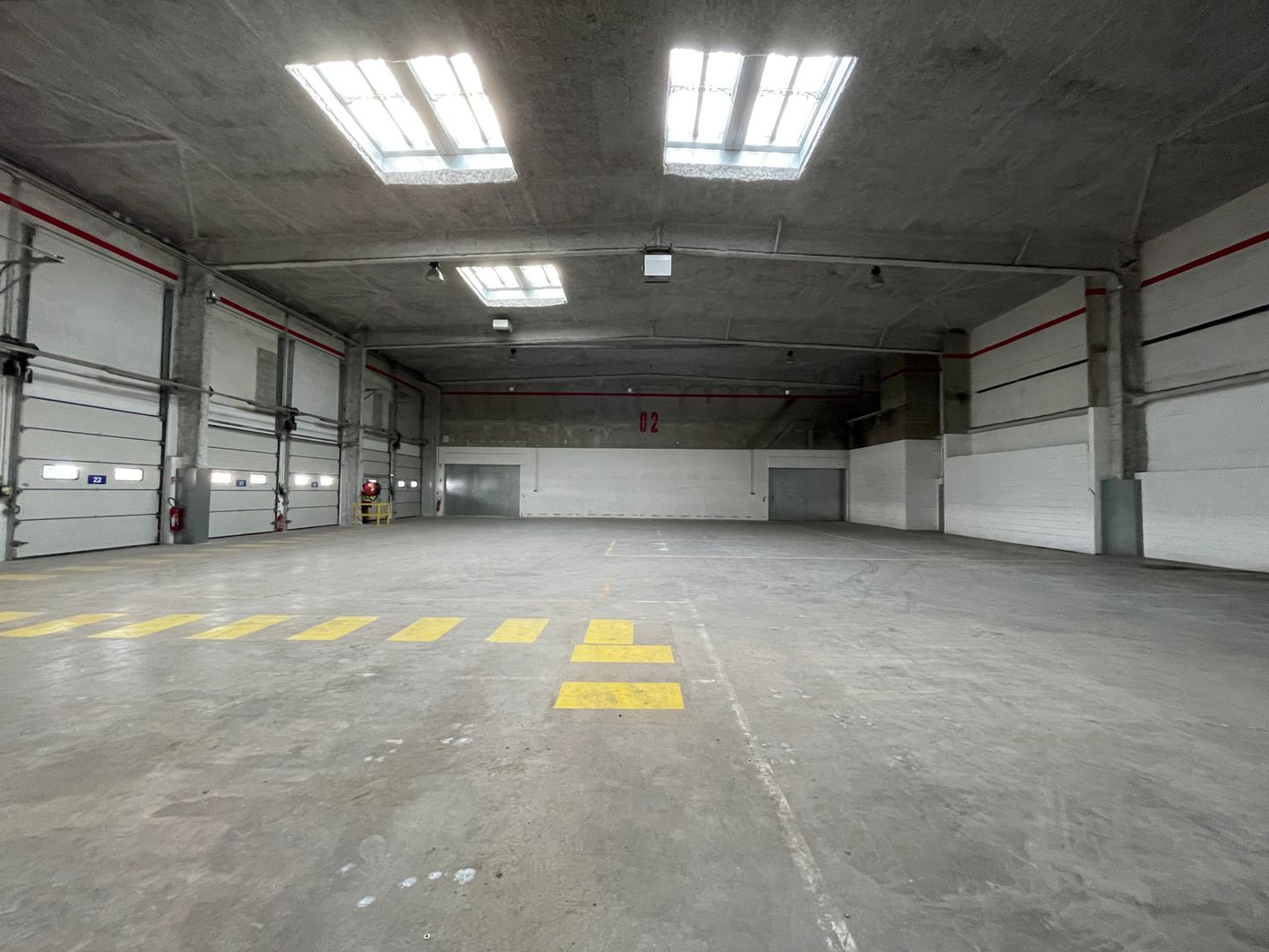 local d'activités de 1 031m², Charenton-le-Pont (Val-de-Marne)