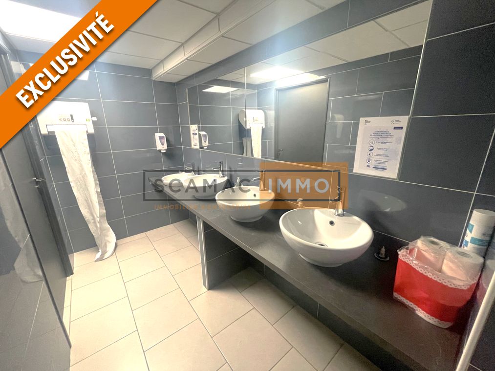 bureau de 283m², Émerainville (Seine-et-Marne)