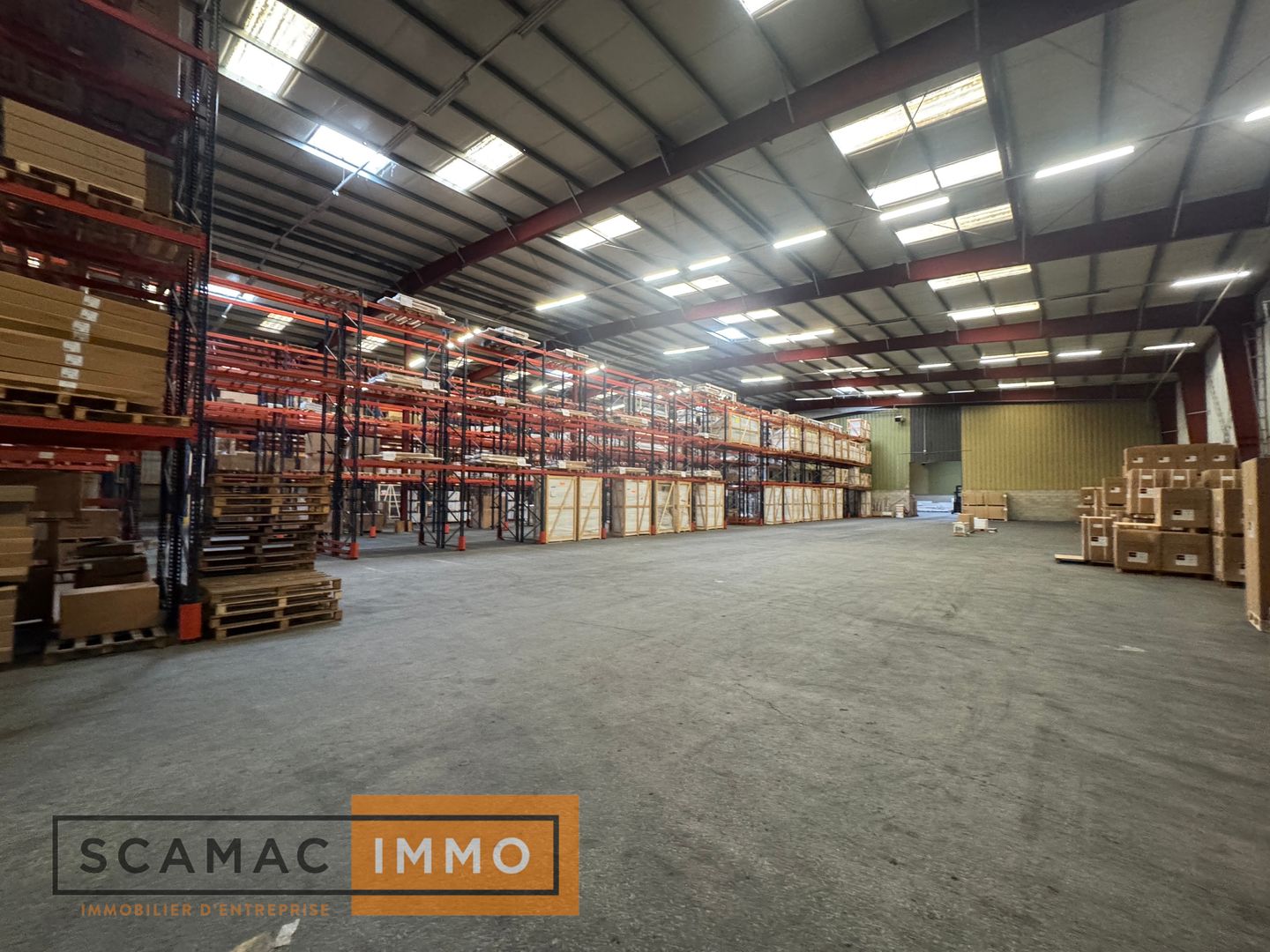 entrepôt de 11&nbsp;001m², Angerville (Essonne)