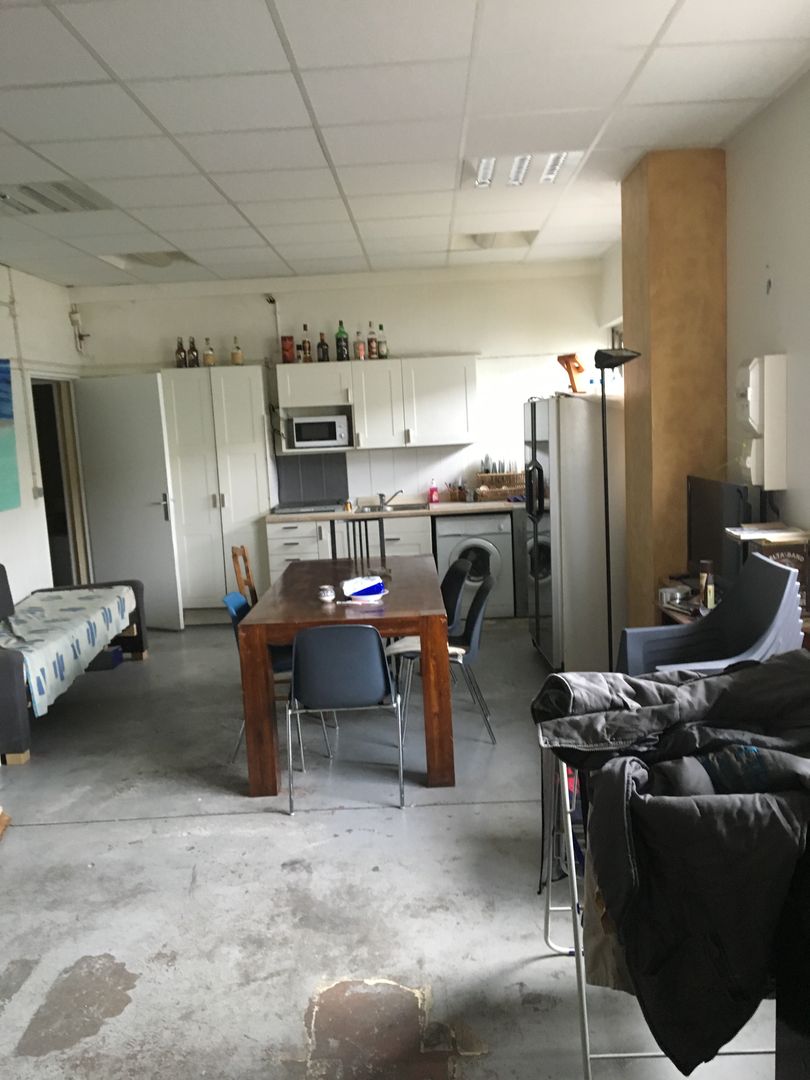 local d'activités de 330m², Bobigny (Seine-Saint-Denis)