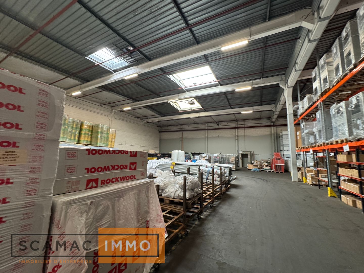 entrepôt de 2 760m², Villejust (Essonne)
