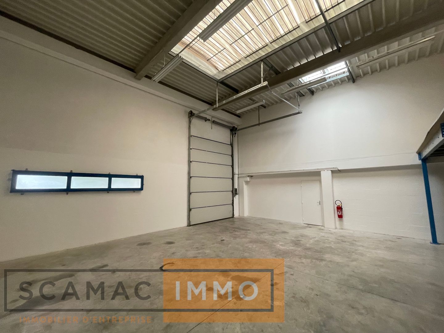 local d'activités de 290m², Moissy-Cramayel (Seine-et-Marne)