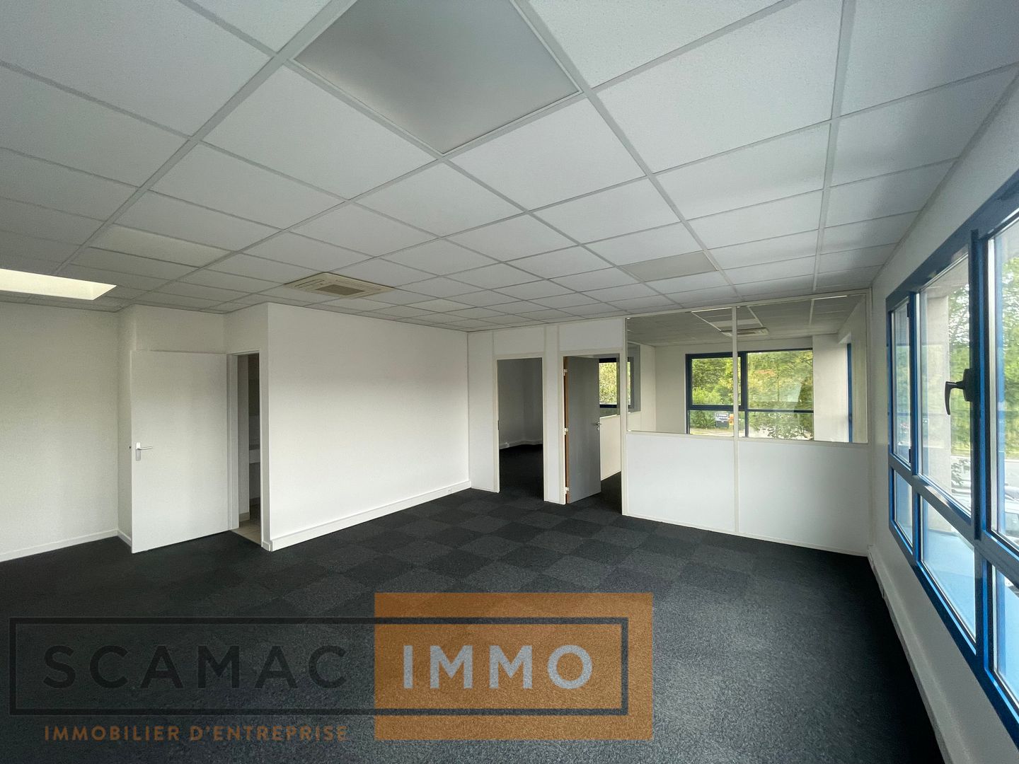 local d'activités de 290m², Moissy-Cramayel (Seine-et-Marne)