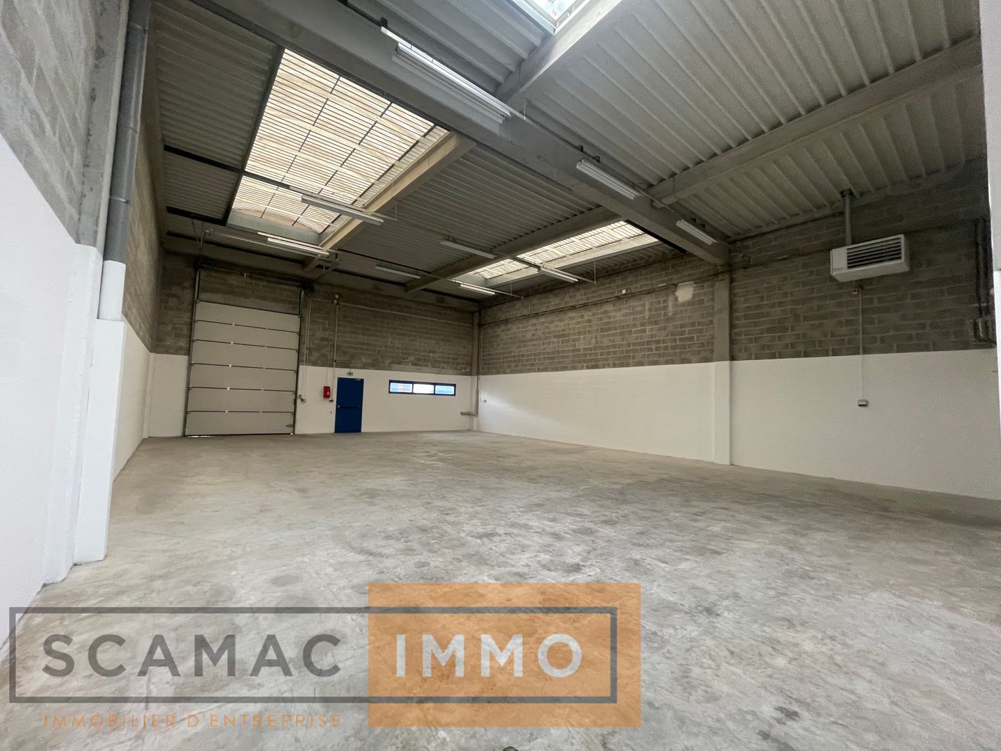 local d'activités de 356m², Moissy-Cramayel (Seine-et-Marne)