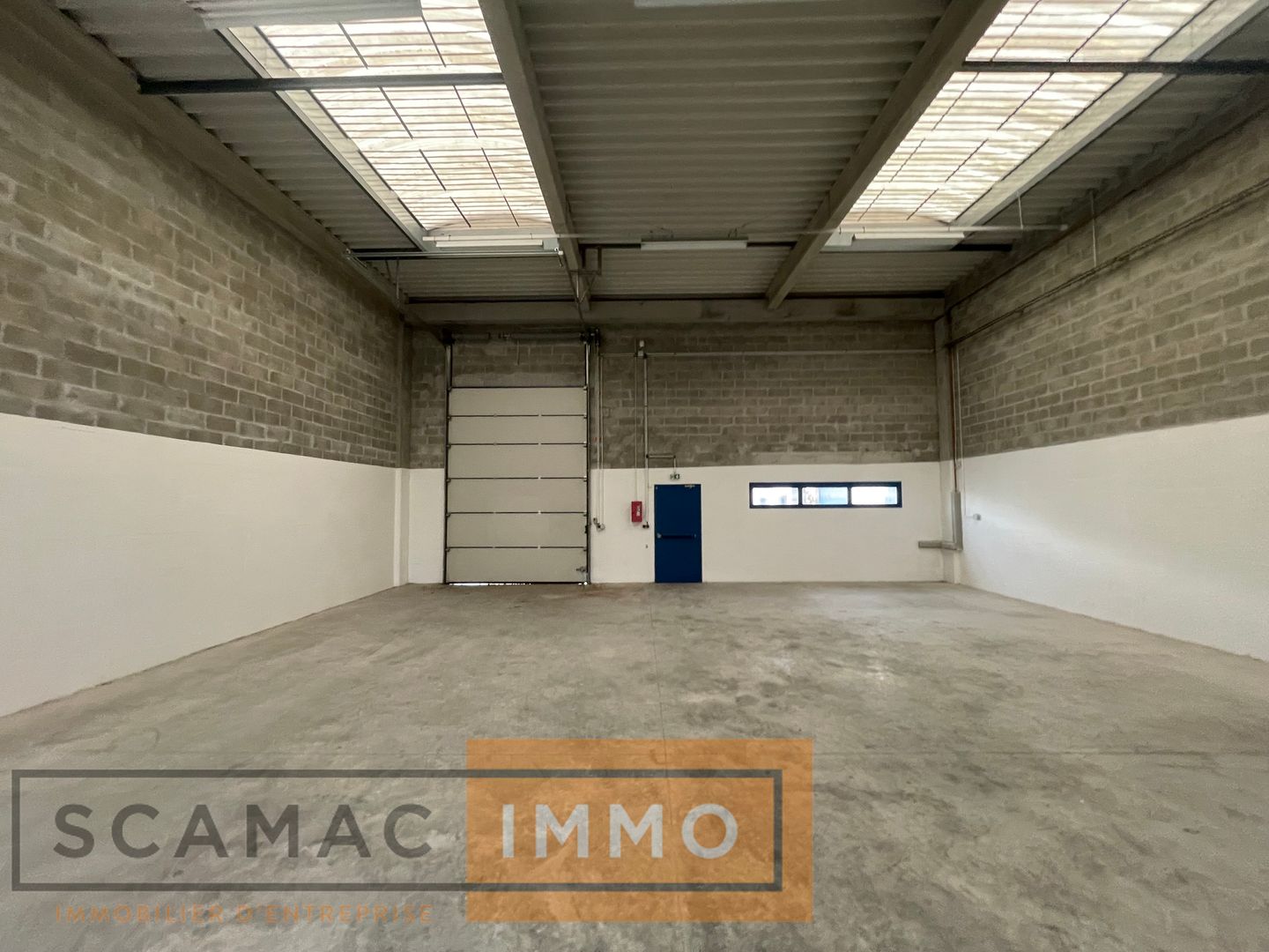 local d'activités de 356m², Moissy-Cramayel (Seine-et-Marne)