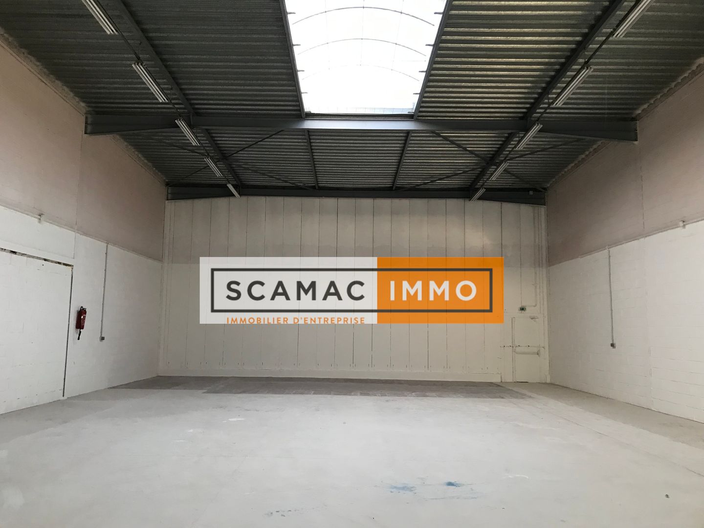 local d'activités de 426m², Villejuif (Val-de-Marne)