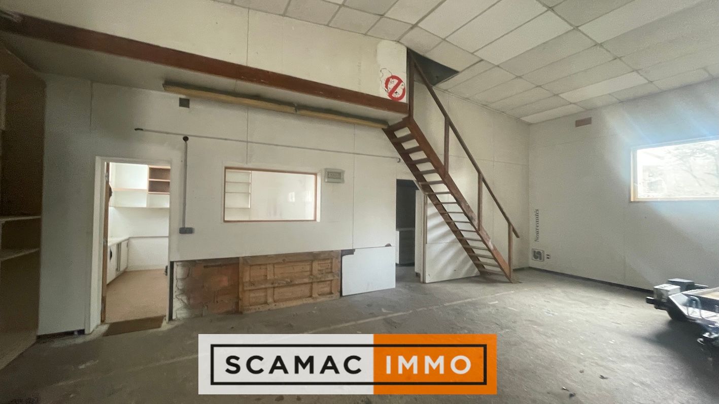 entrepôt de 320m², Ollainville (Essonne)