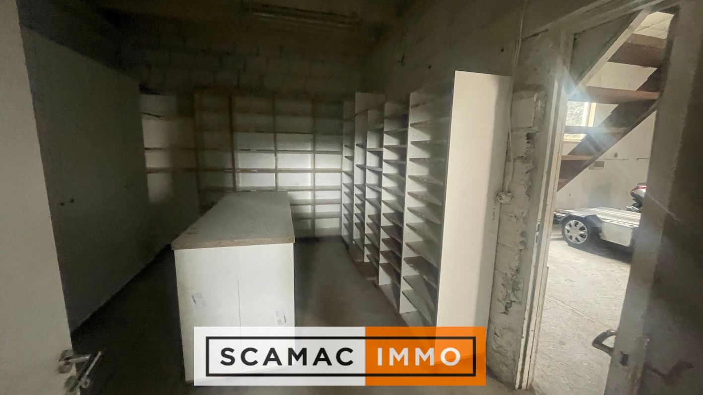 entrepôt de 320m², Ollainville (Essonne)