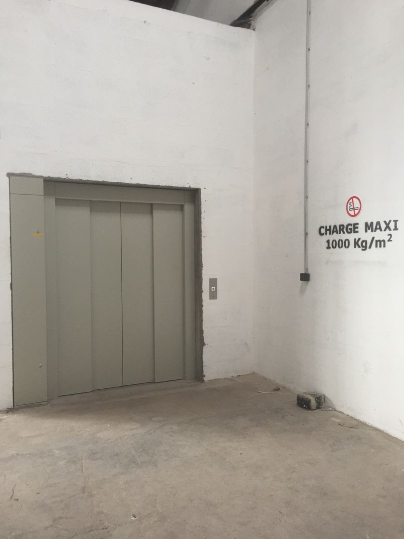 entrepôt de 142m², Bezons (Val-d'Oise)