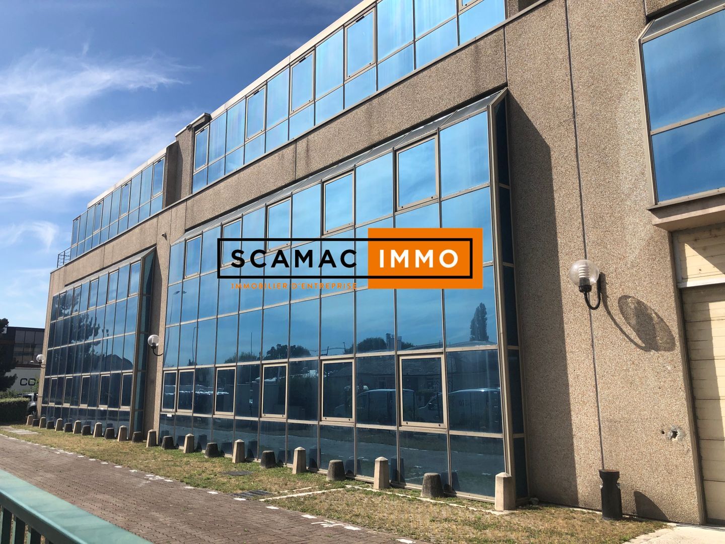 local d'activités de 437m², Bezons (Val-d'Oise)