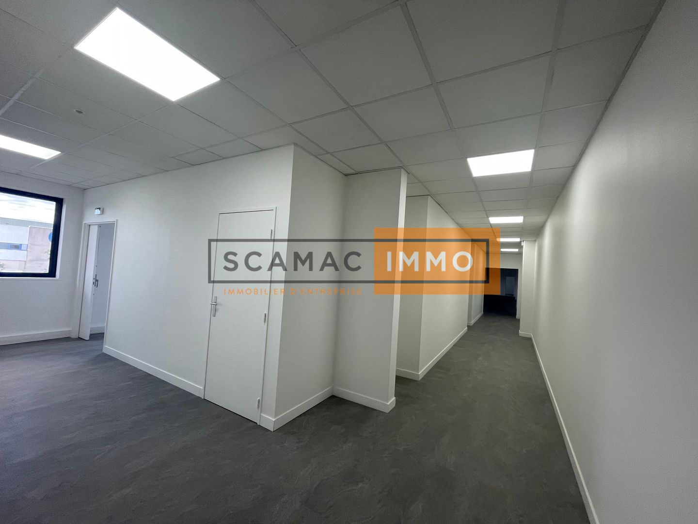 local d'activités de 1 165m², Herblay (Val-d'Oise)