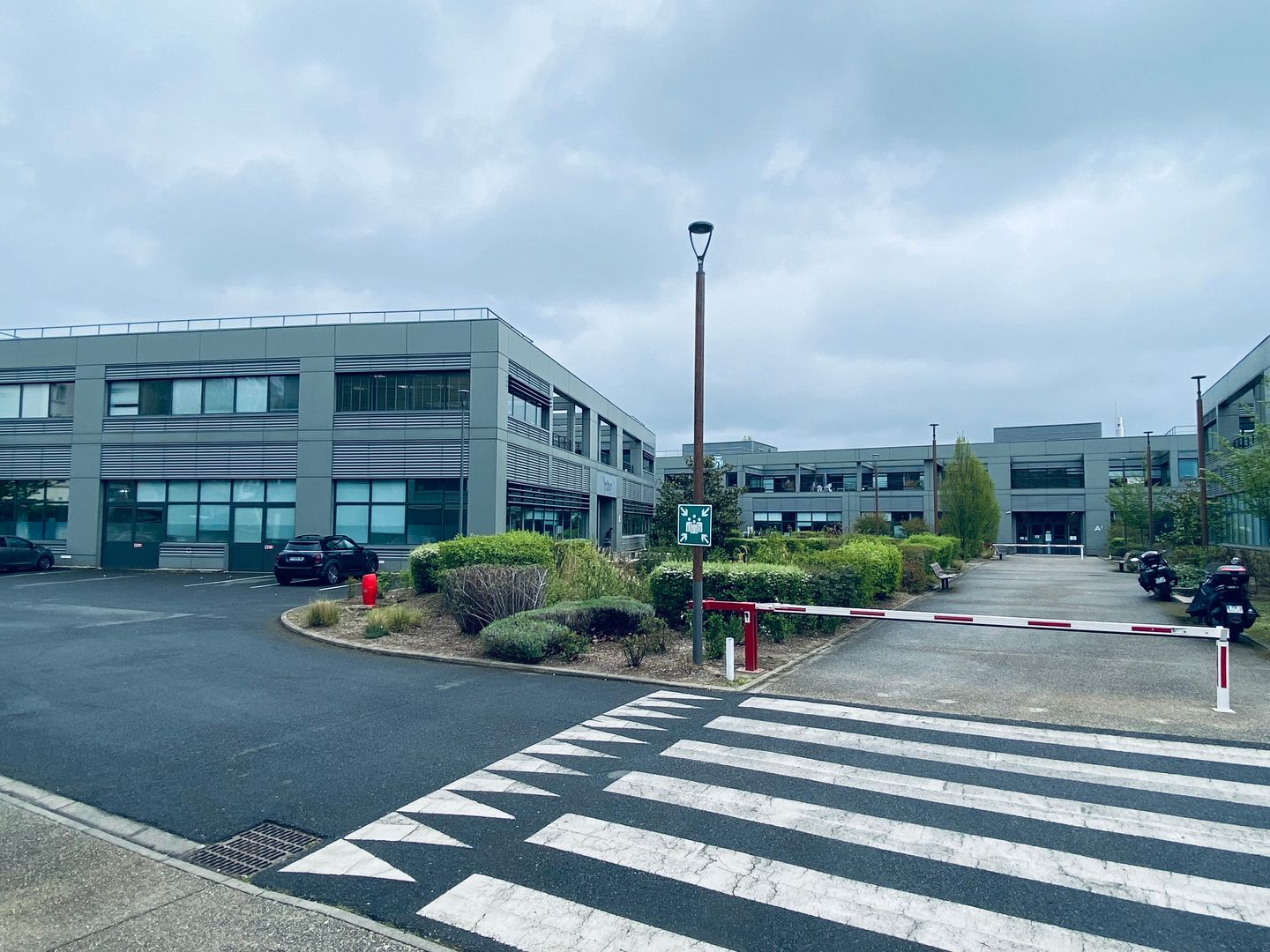 bureau de 503m², Bagneux (Hauts-de-Seine)