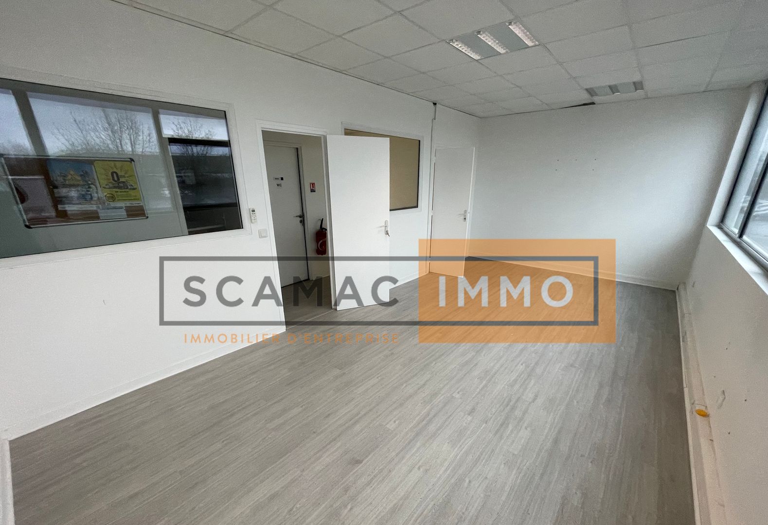 local d'activités de 200m², Bussy-Saint-Martin (Seine-et-Marne)