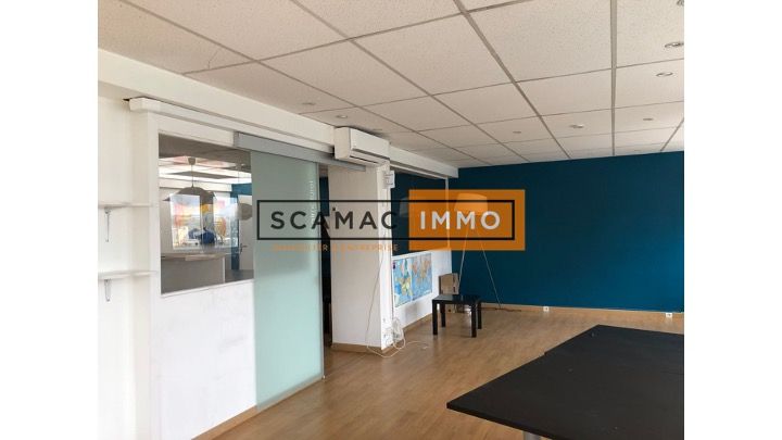 bureau de 220m², Nanterre (Hauts-de-Seine)