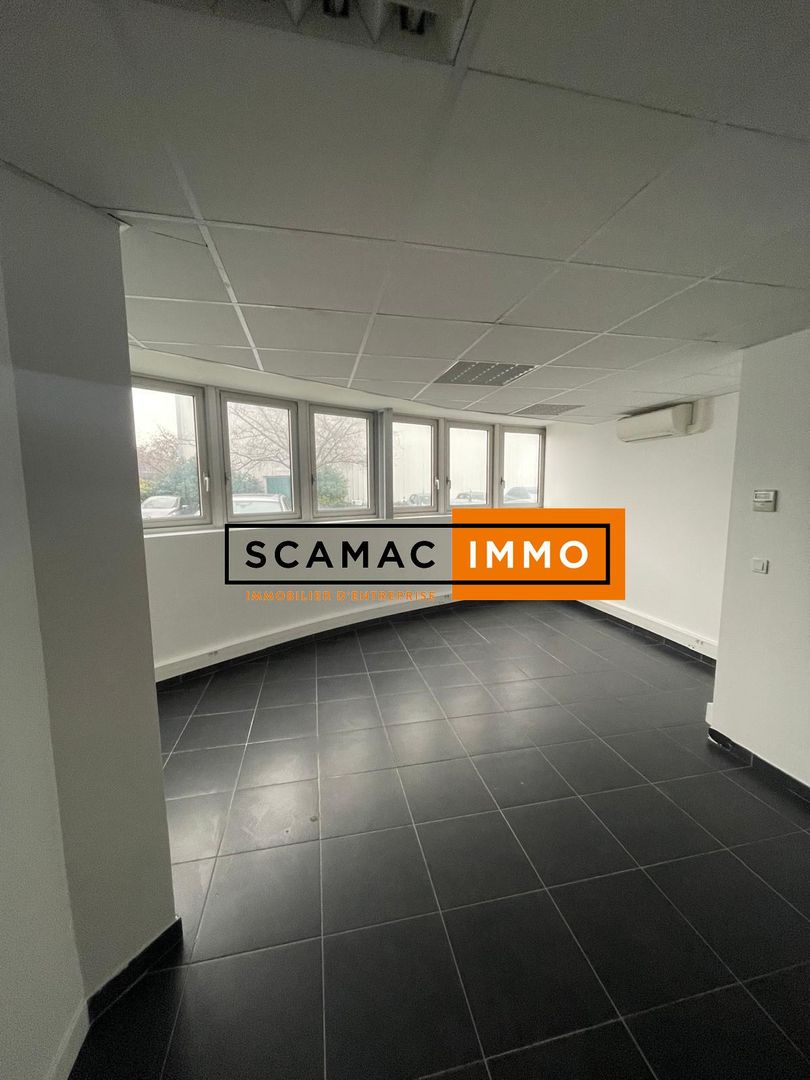 bureau de 580m², Nanterre (Hauts-de-Seine)