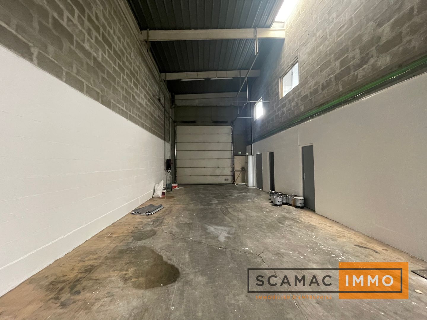 local d'activités de 582m², Valenton (Val-de-Marne)