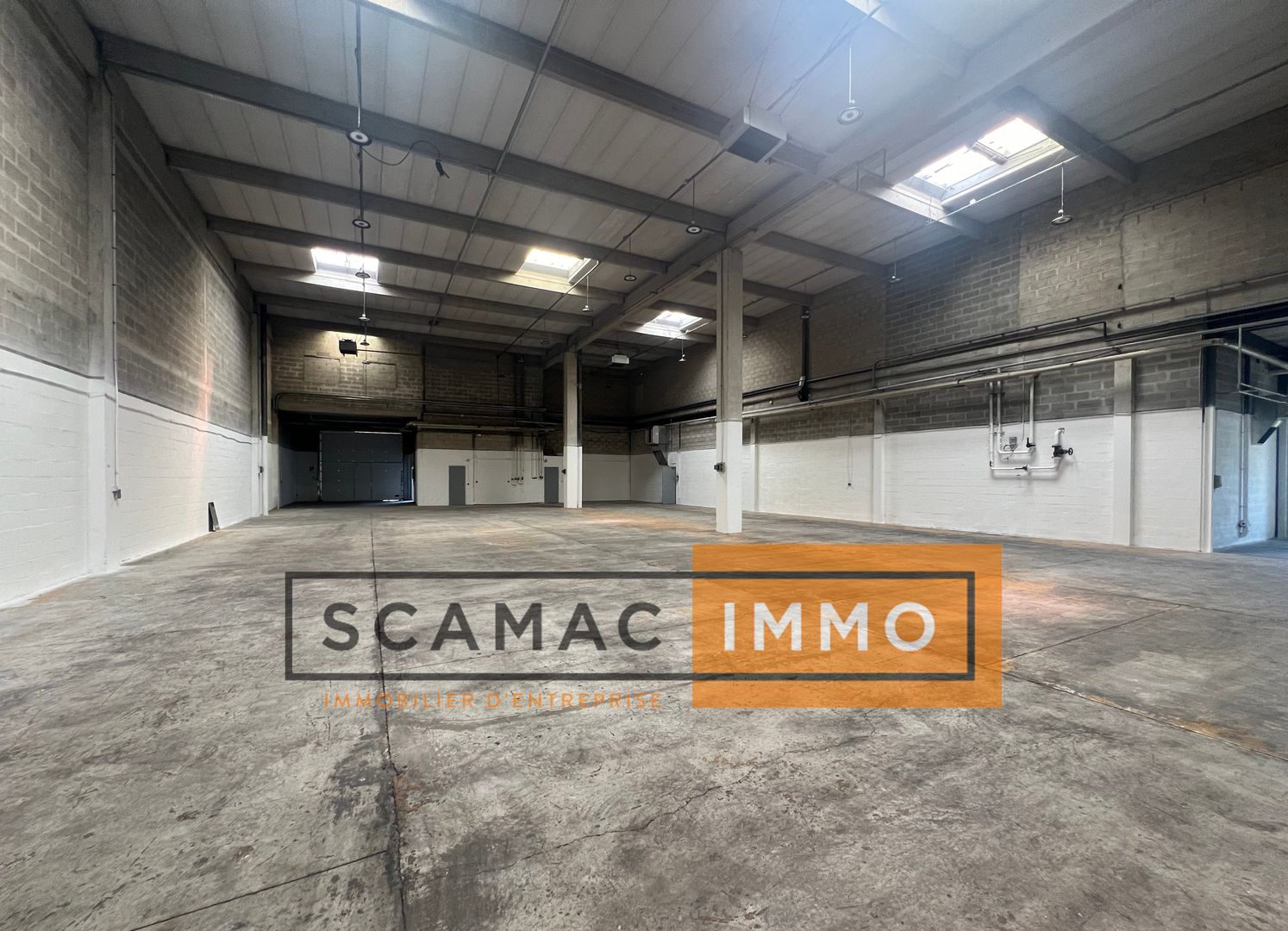 local d'activités de 1 057m², Sarcelles (Val-d'Oise)