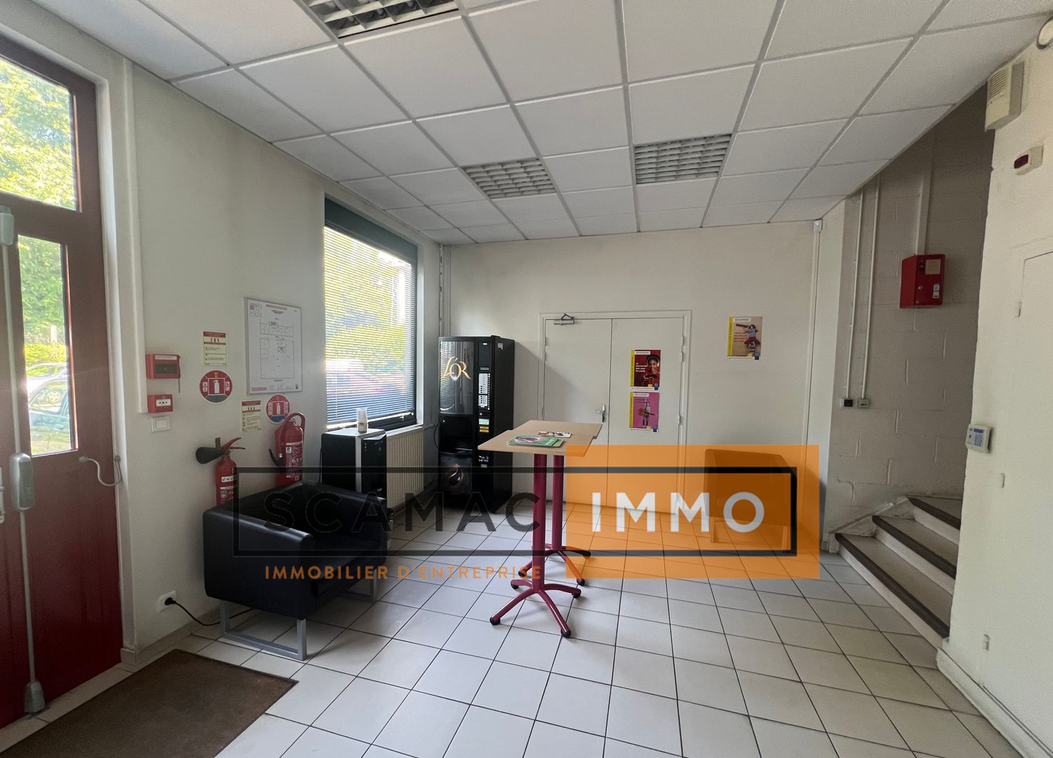 local d'activités de 732m², Sarcelles (Val-d'Oise)