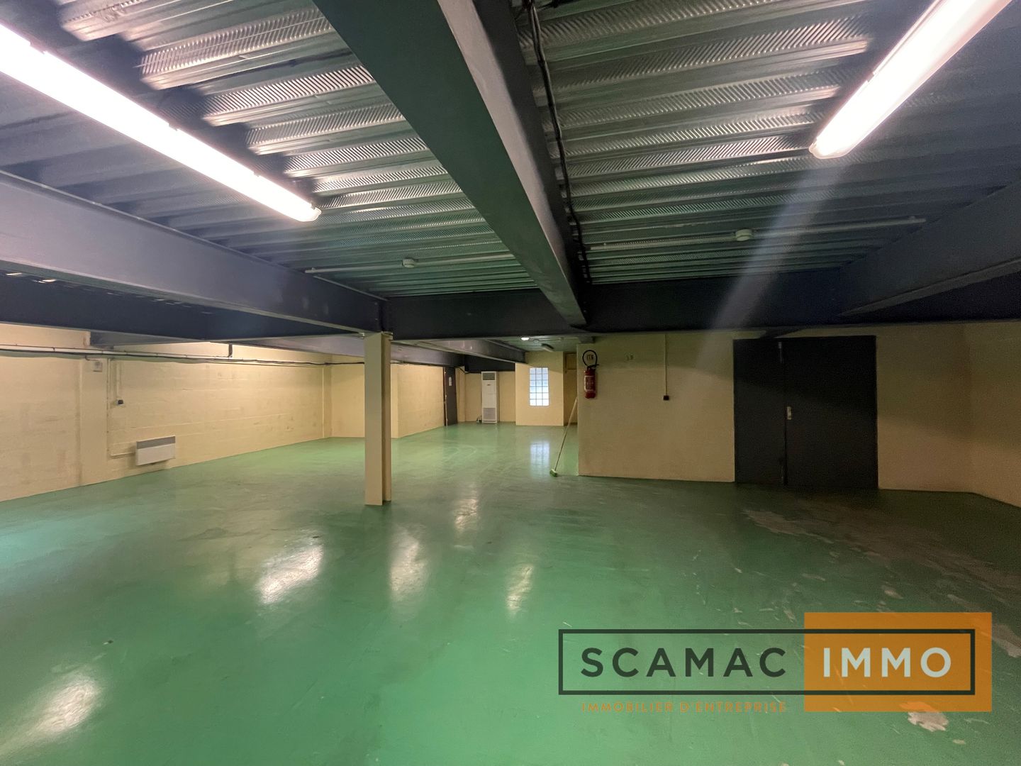 local d'activités de 625m², Boissy-Saint-Léger (Val-de-Marne)