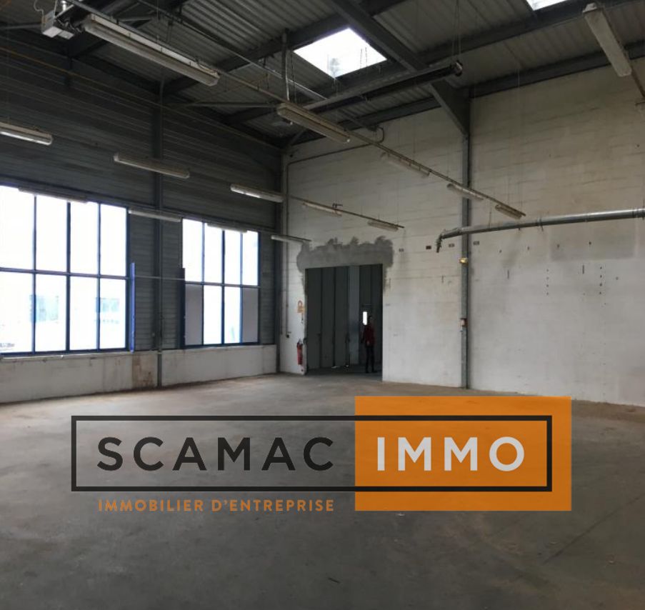 local d'activités de 1 622m², L'Île-Saint-Denis (Seine-Saint-Denis)