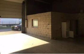 local d'activités de 335m², Trappes (Yvelines)