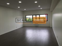 bureau de 330m², Villeneuve-la-Garenne (Hauts-de-Seine)