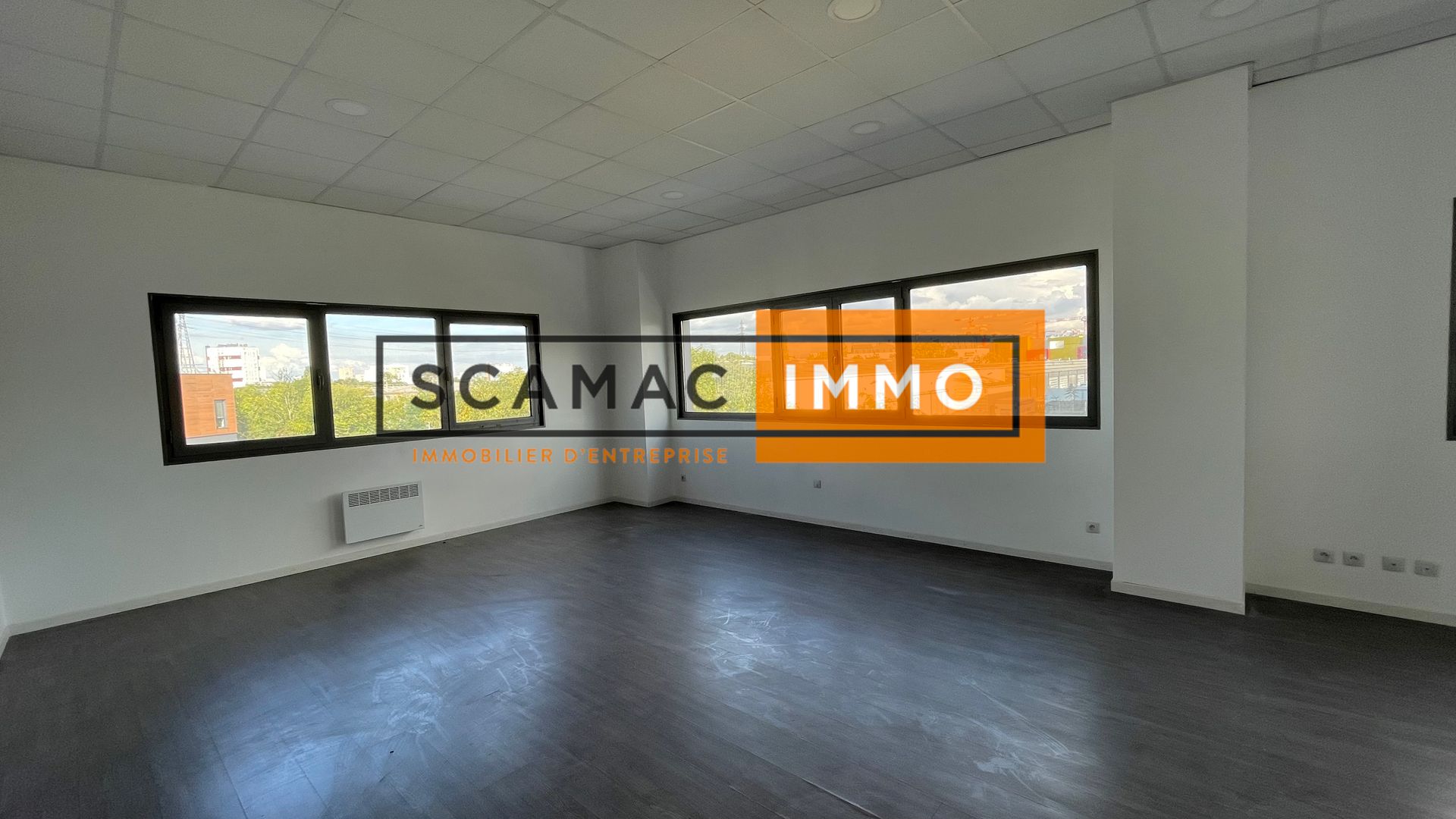 local d'activités de 120m², Villeneuve-la-Garenne (Hauts-de-Seine)