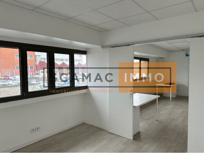 local d'activités de 250m², Villeneuve-la-Garenne (Hauts-de-Seine)