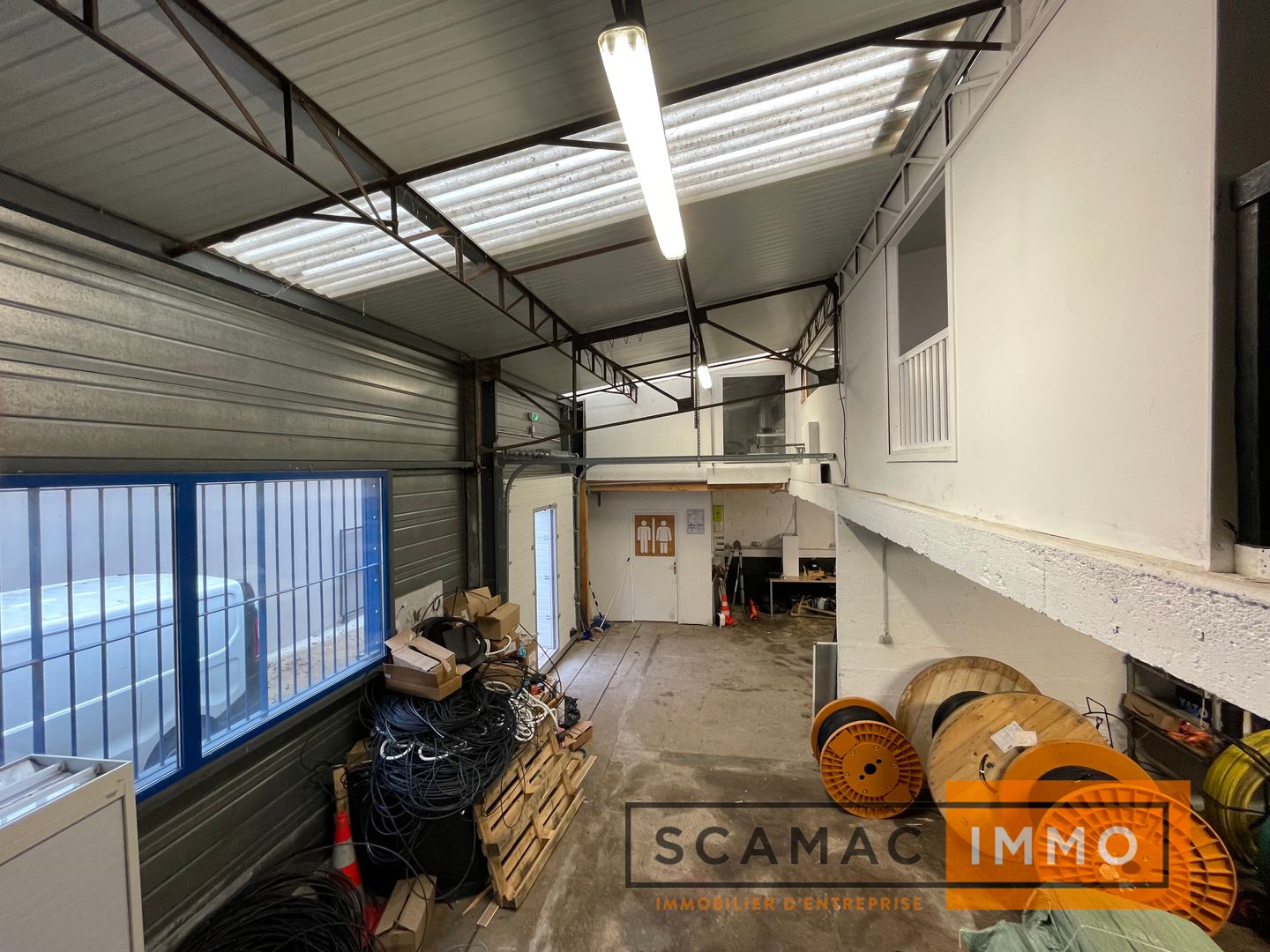 local d'activités de 148m², Villeneuve-le-Roi (Val-de-Marne)