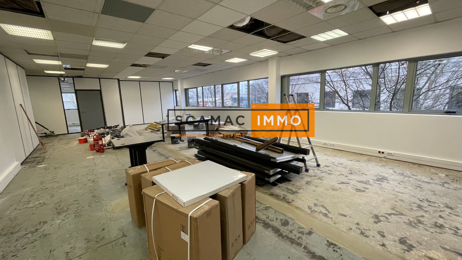 bureau de 406m², Gennevilliers (Hauts-de-Seine)