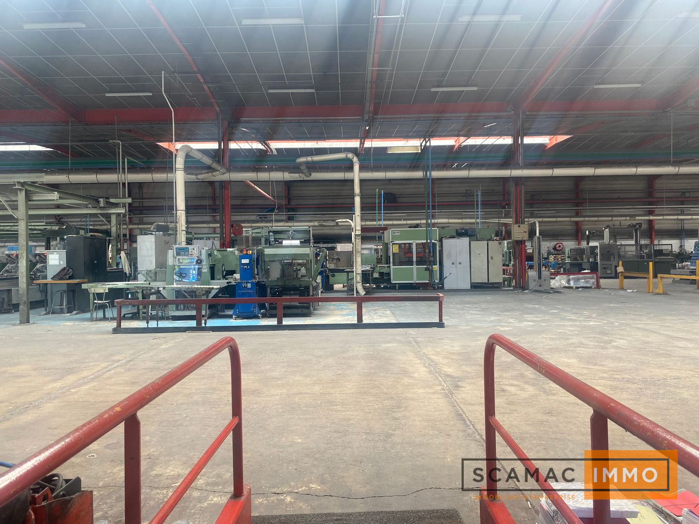 entrepôt de 11&nbsp;491m², Morangis (Essonne)