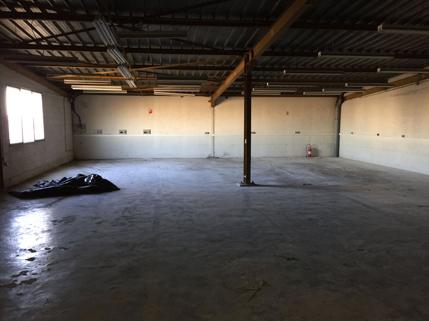 local d'activités de 239m², Rosny-sous-Bois (Seine-Saint-Denis)