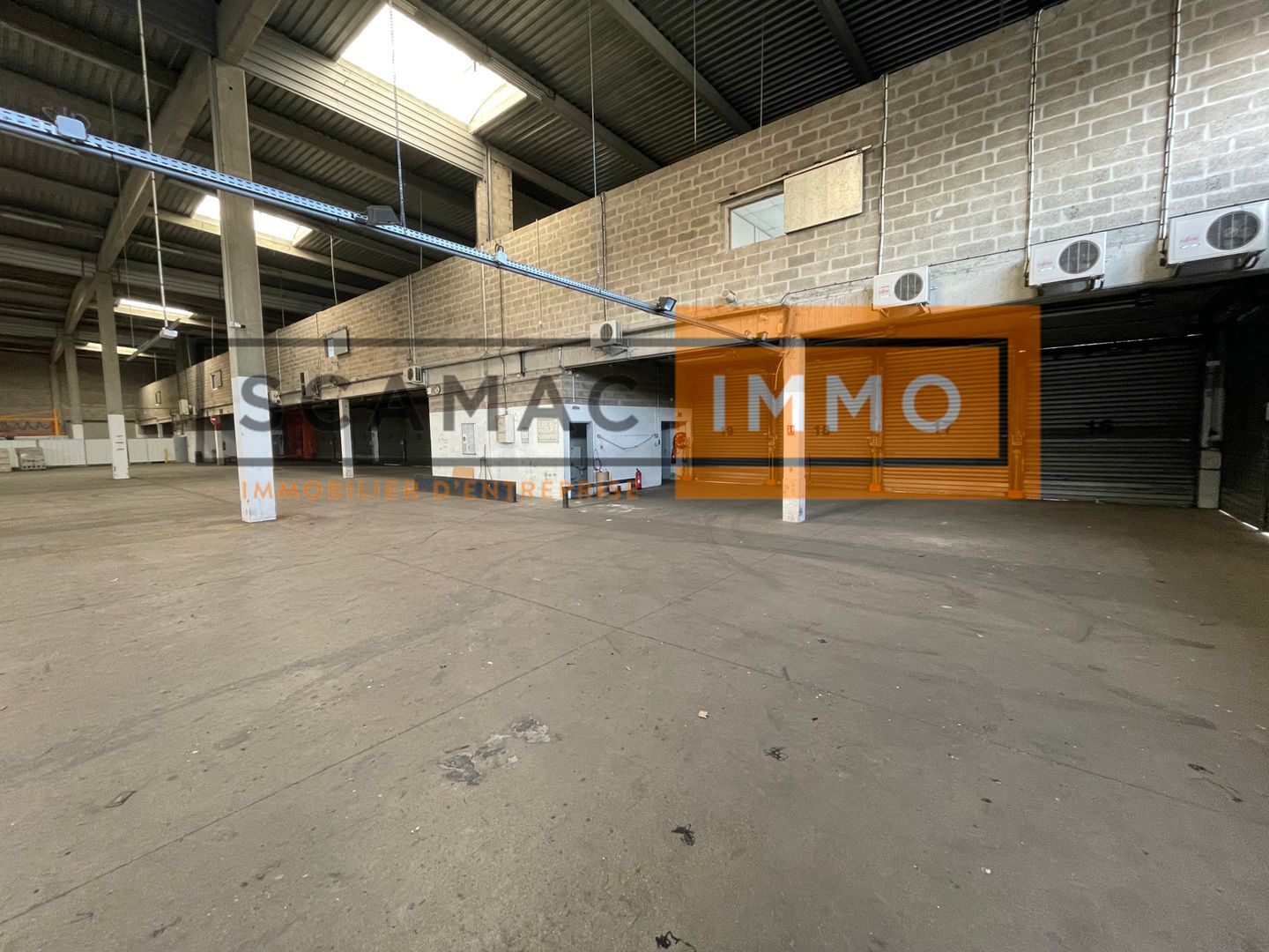 entrepôt de 1 160m², Saint-Ouen-l'Aumône (Val-d'Oise)