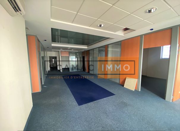 bureau de 530m², Torcy (Seine-et-Marne)