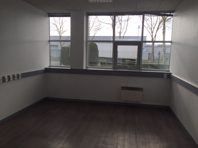 entrepôt de 562m², Bondoufle (Essonne)