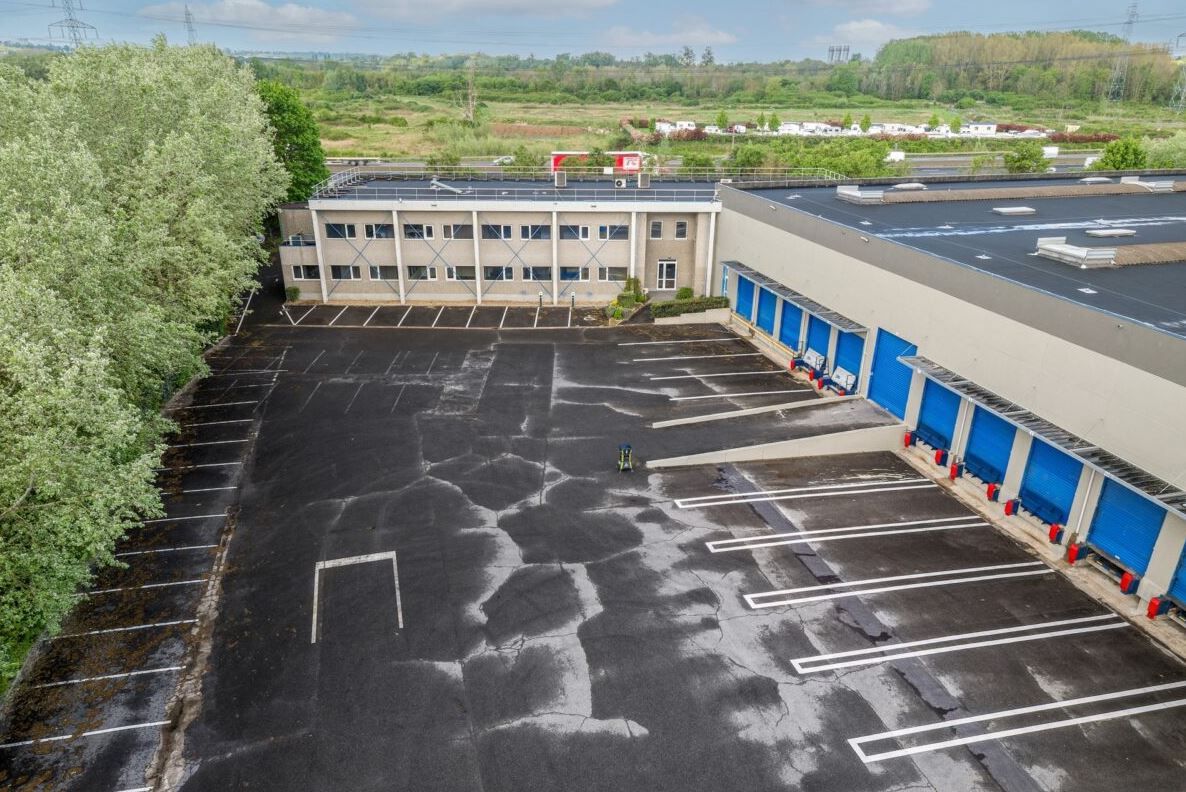 entrepôt de 5 023m², Saint-Thibault-des-Vignes (Seine-et-Marne)